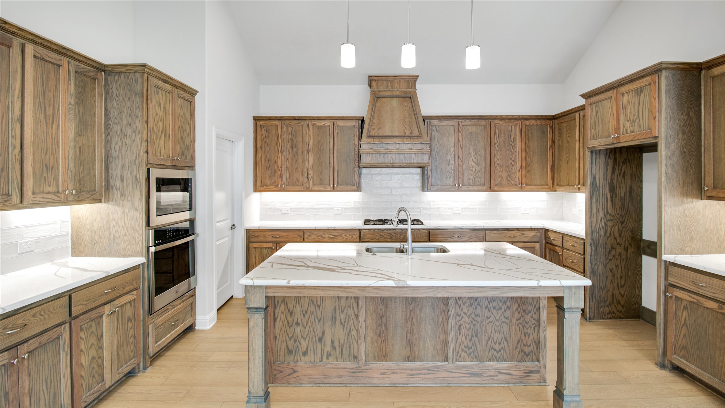 2216 Sternpost Mews Rowlett TX 75088