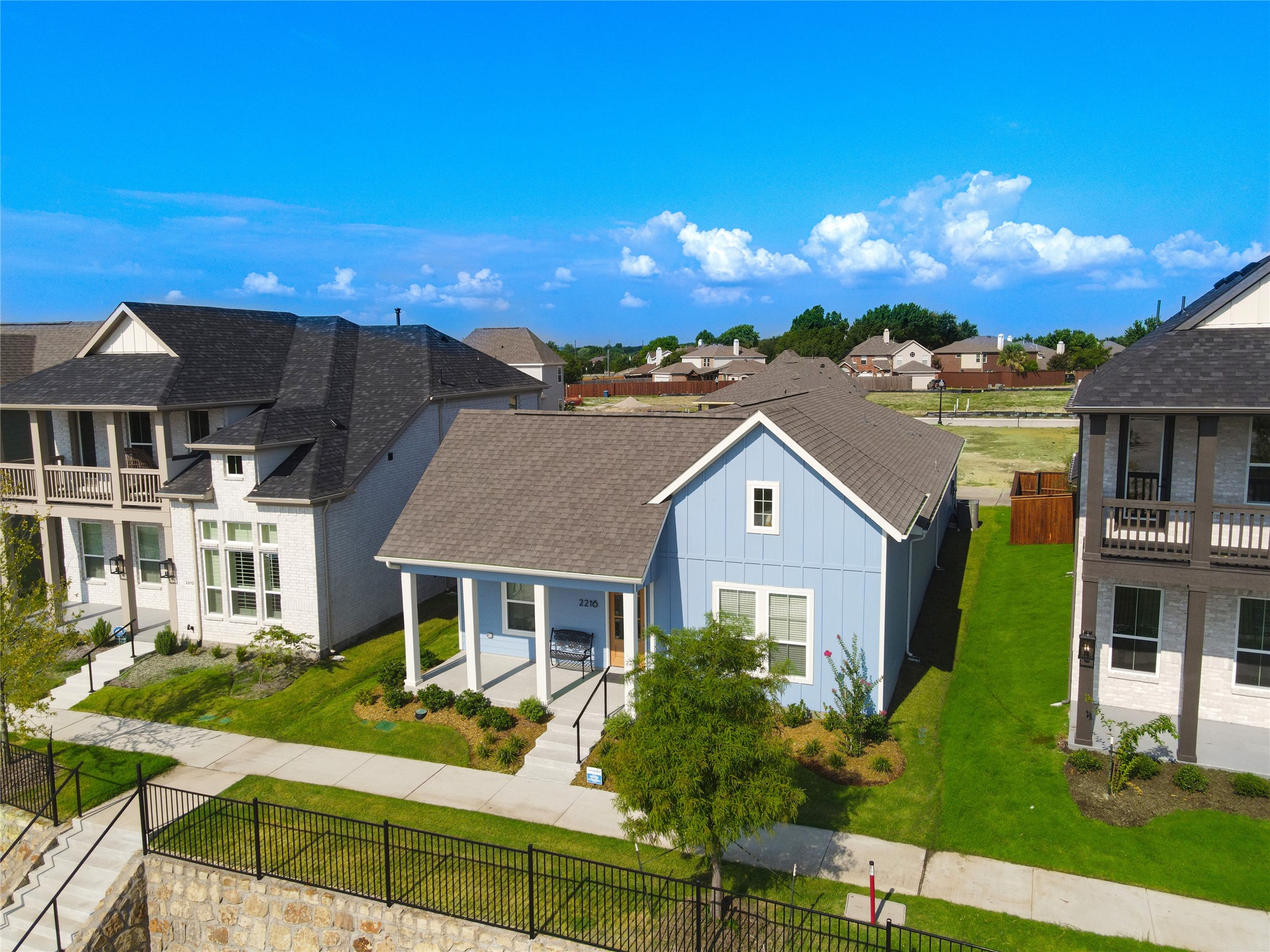 2216 Sternpost Mews Rowlett TX 75088