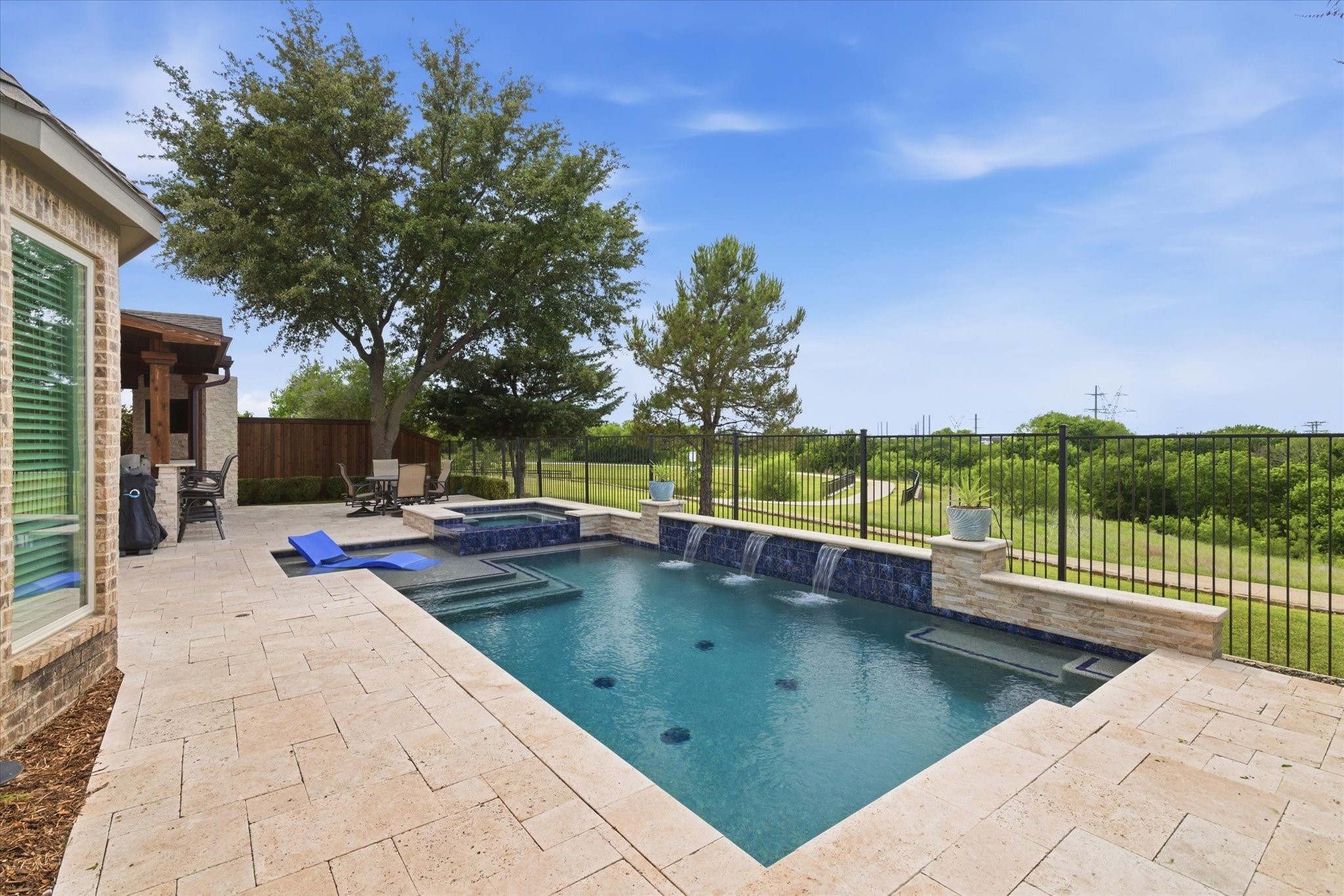 5121 Verdant Valley Drive Frisco TX 75034