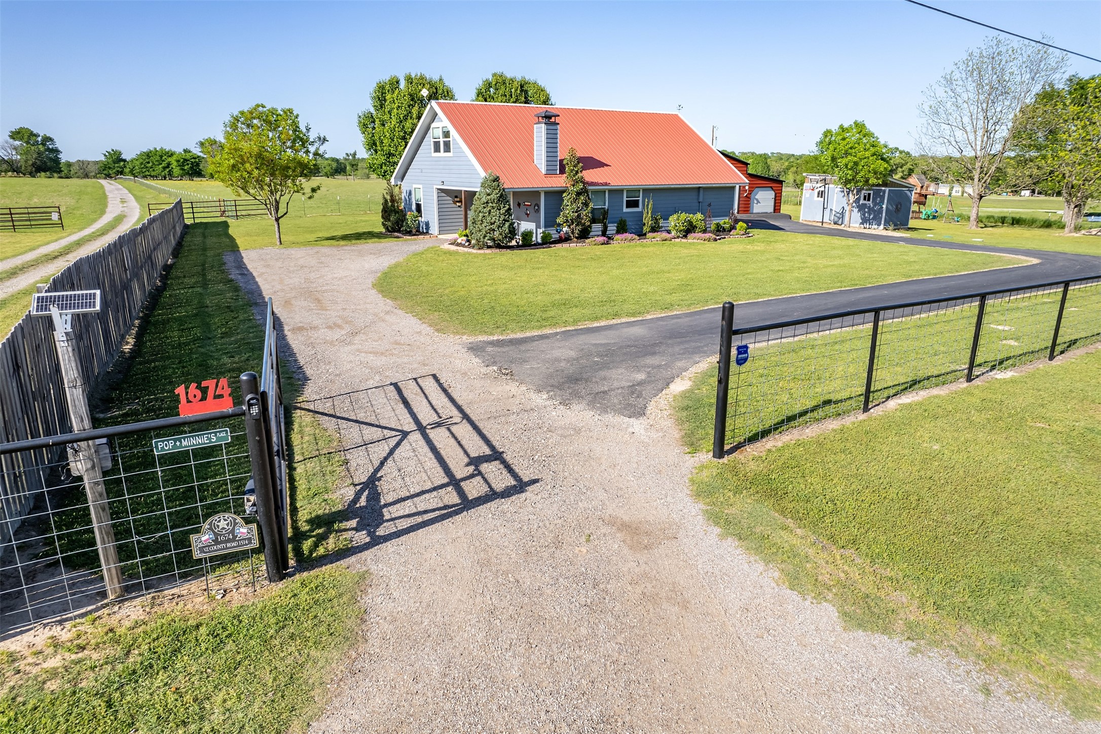 1674 Vz County Road 1514 Grand Saline TX 75140
