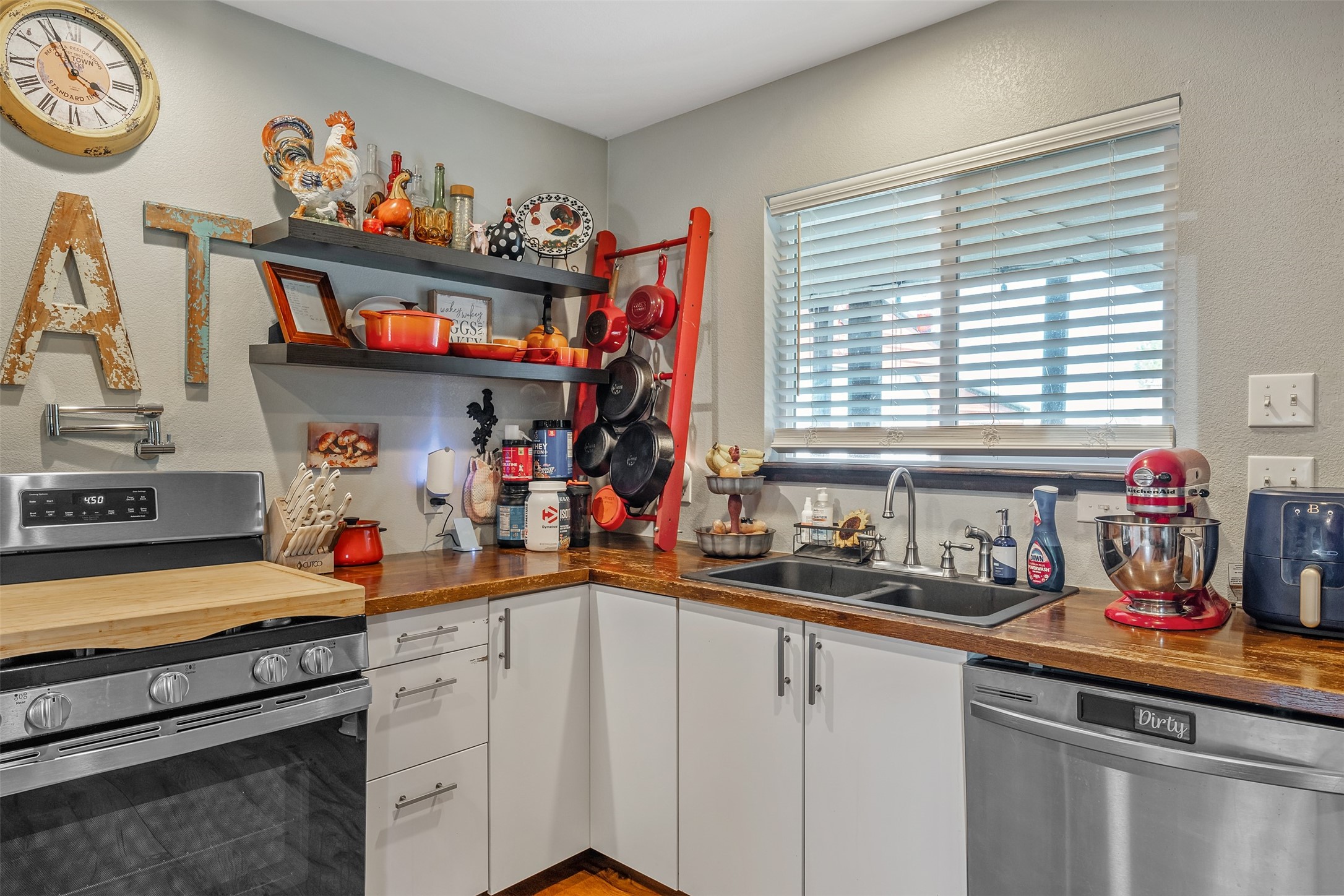 1674 Vz County Road 1514 Grand Saline TX 75140