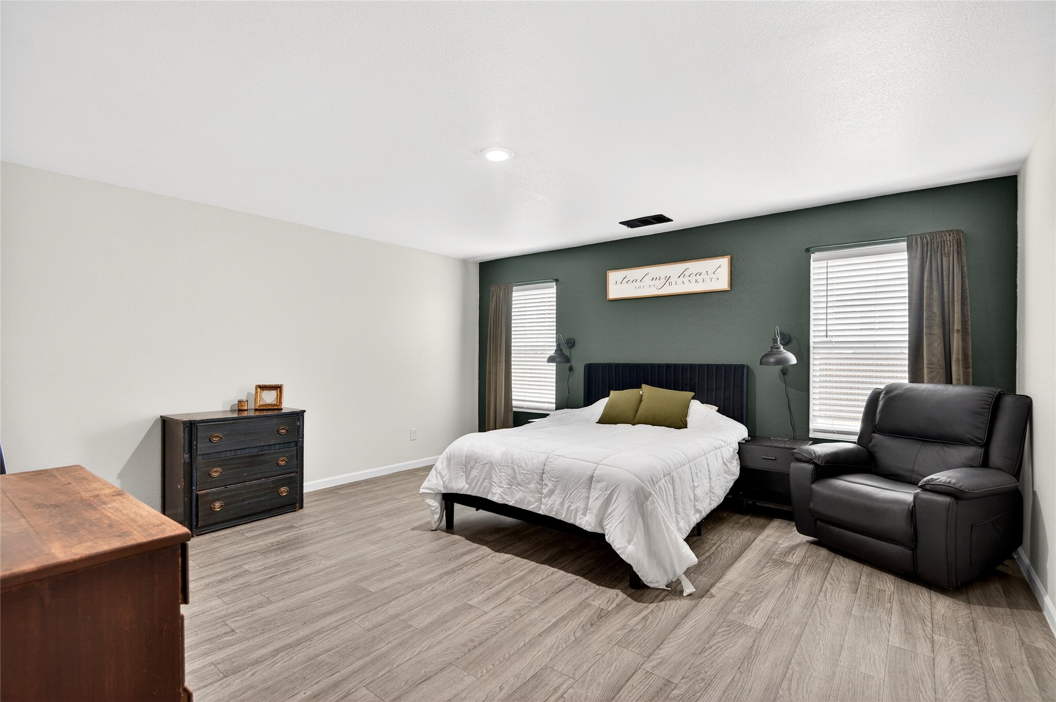 821 Sugartree Drive Cleburne TX 76031