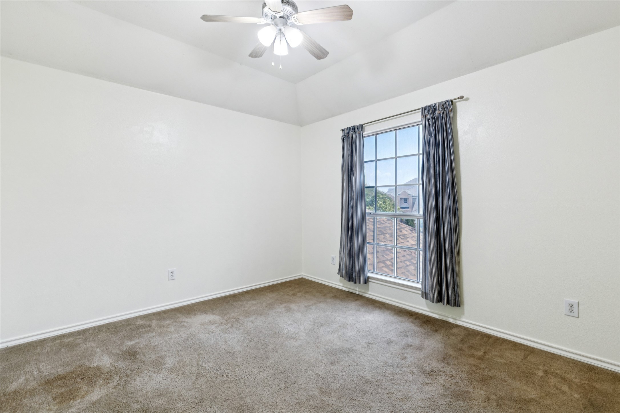 4505 Woodbluff Drive Mesquite TX 75150