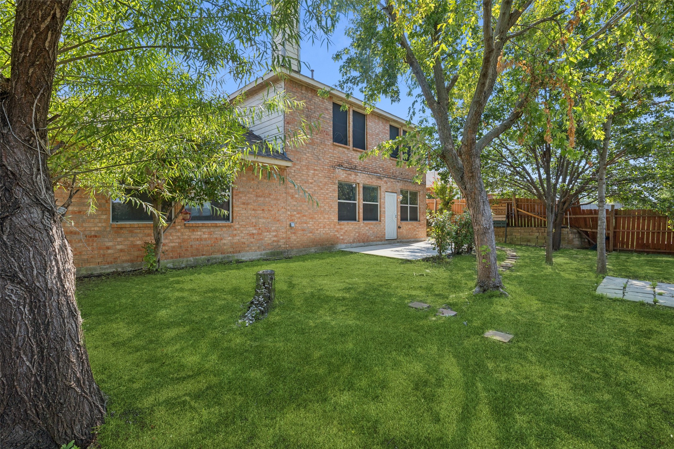 4505 Woodbluff Drive Mesquite TX 75150