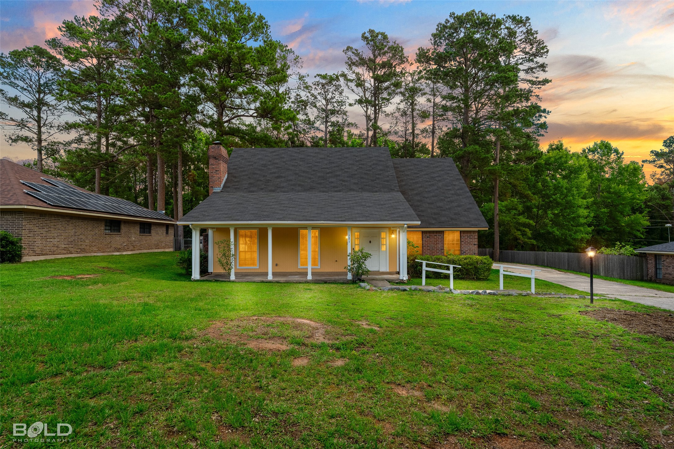 121 Deer Lane Mansfield LA 71052