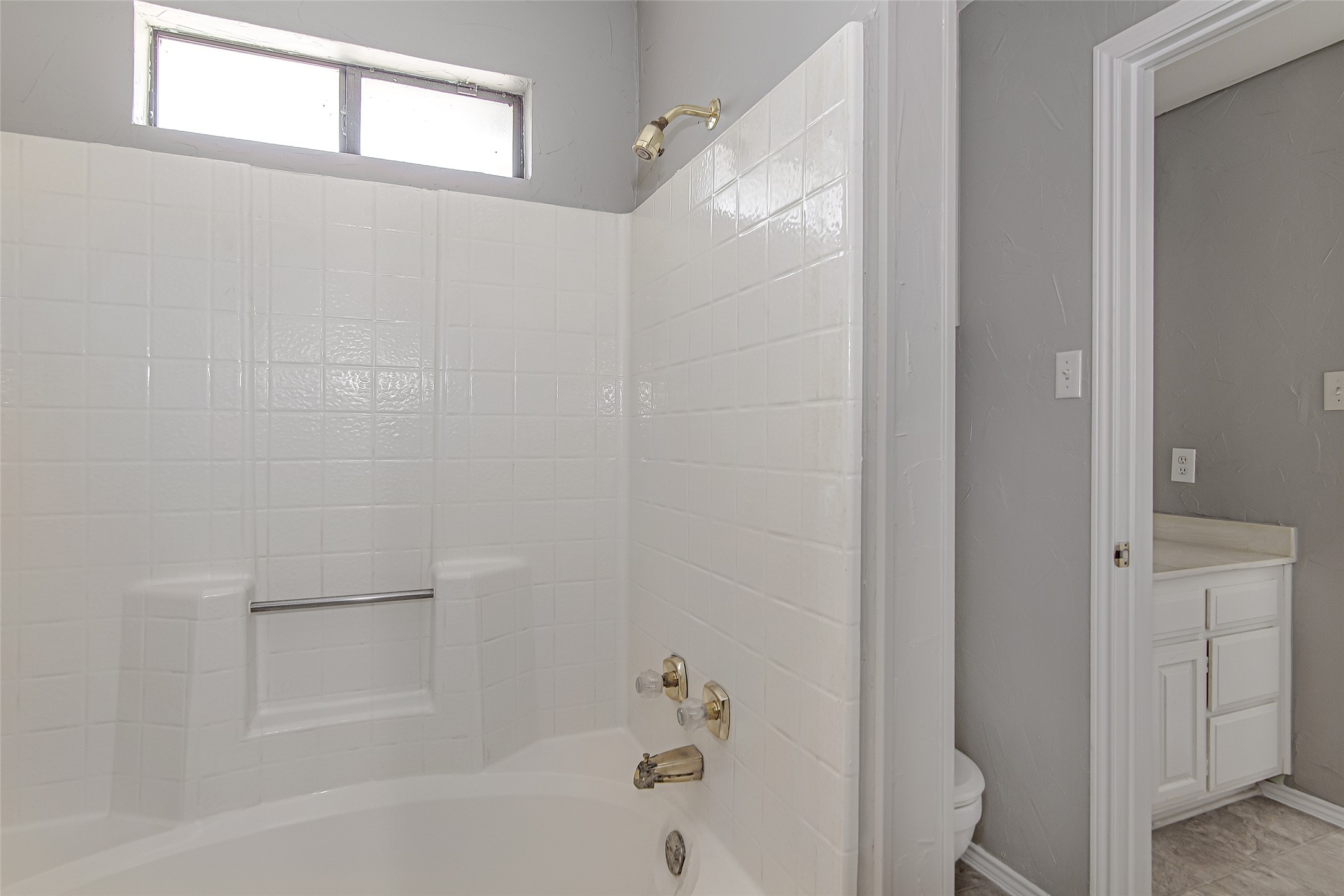 6701 Johns Court Arlington TX 76016