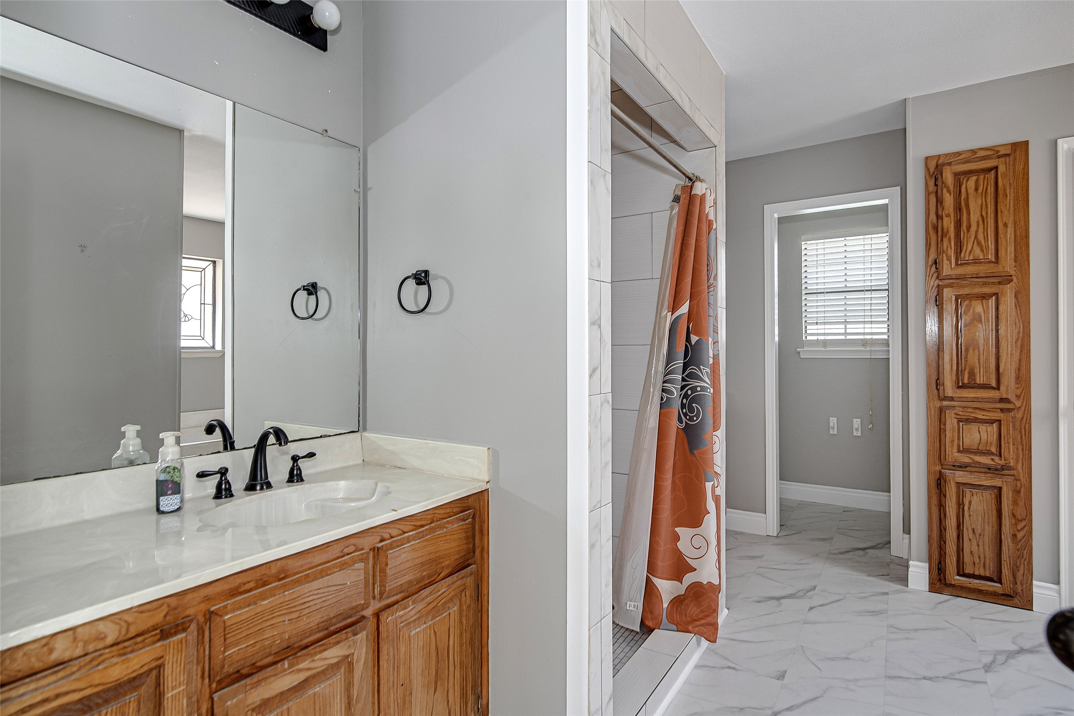 6701 Johns Court Arlington TX 76016