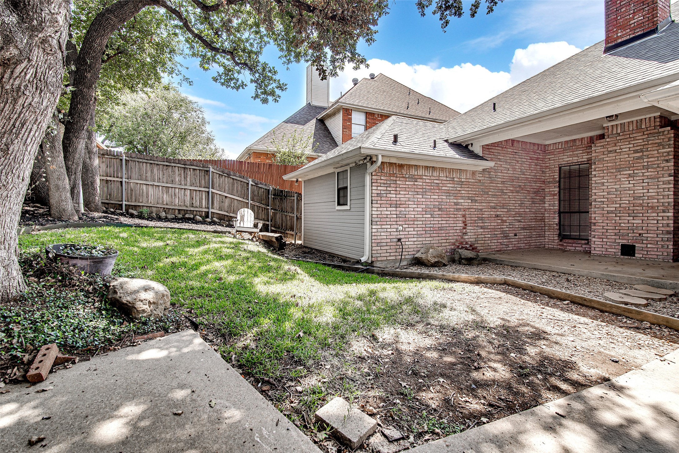 6701 Johns Court Arlington TX 76016
