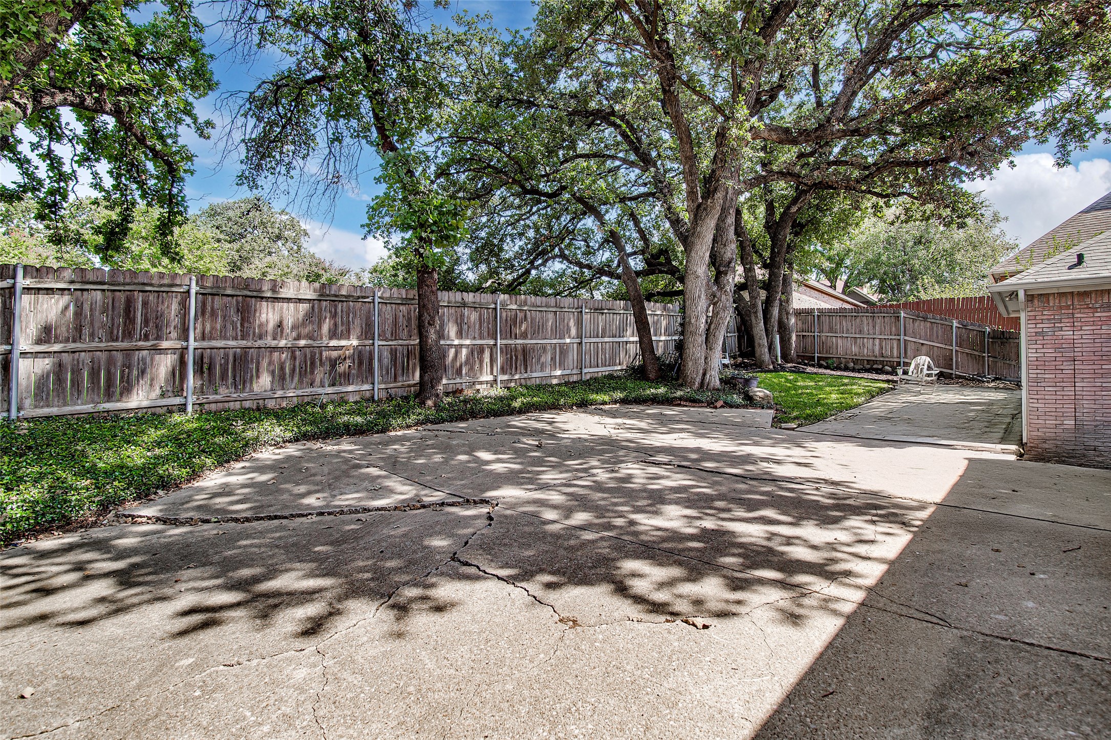 6701 Johns Court Arlington TX 76016
