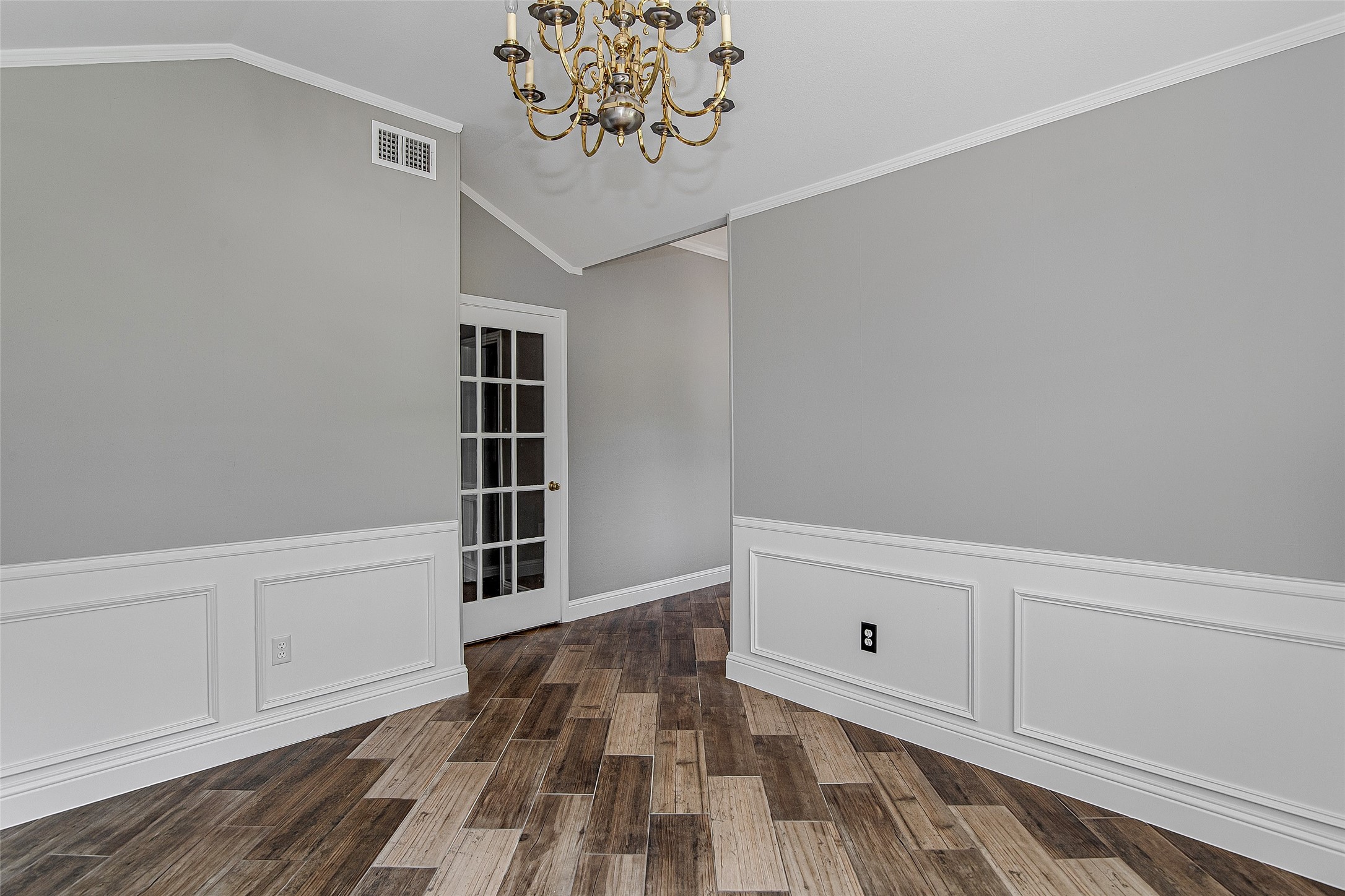 6701 Johns Court Arlington TX 76016