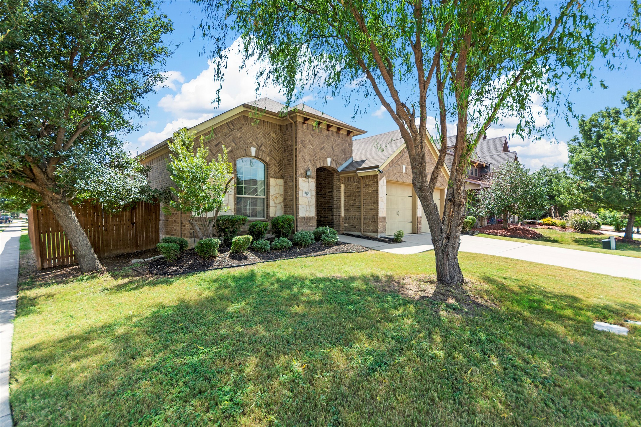 808 Partridge Drive Aubrey TX 76227