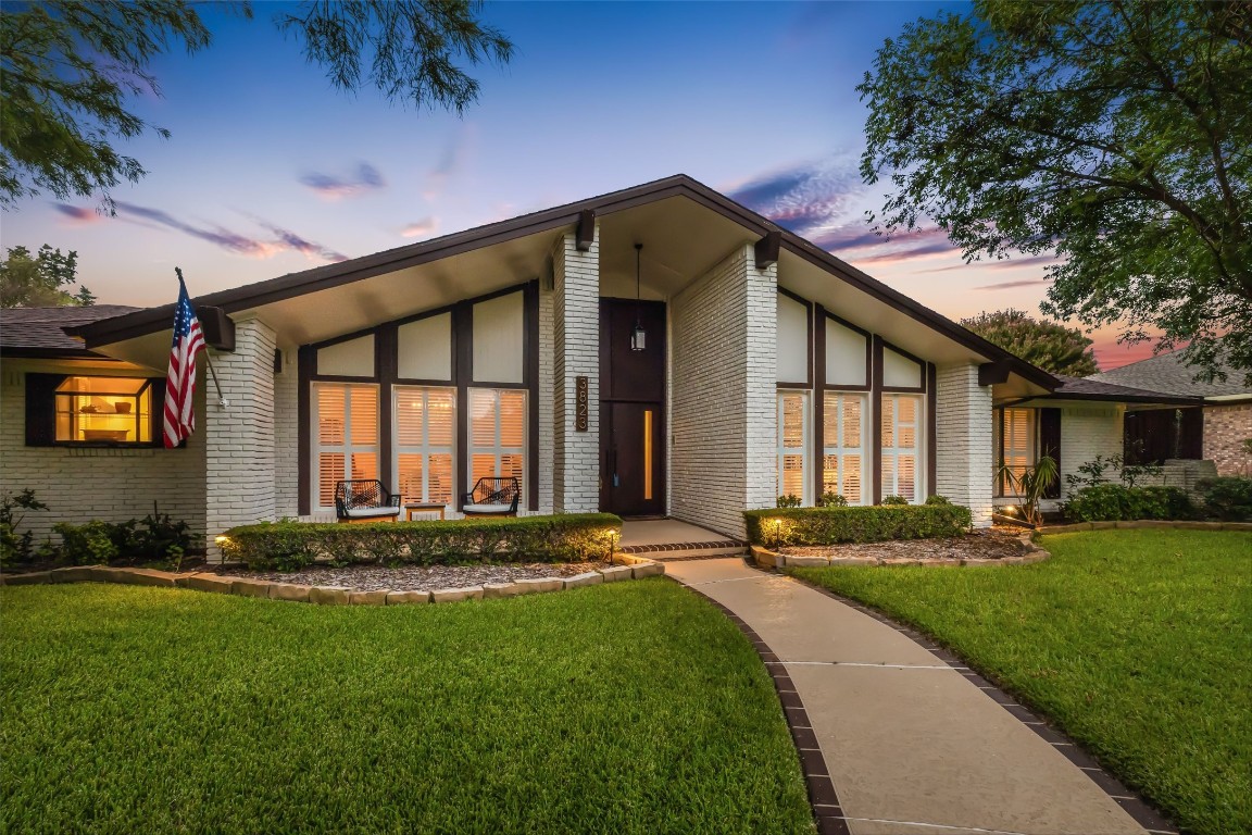 3823 Princess Lane Dallas TX 75229