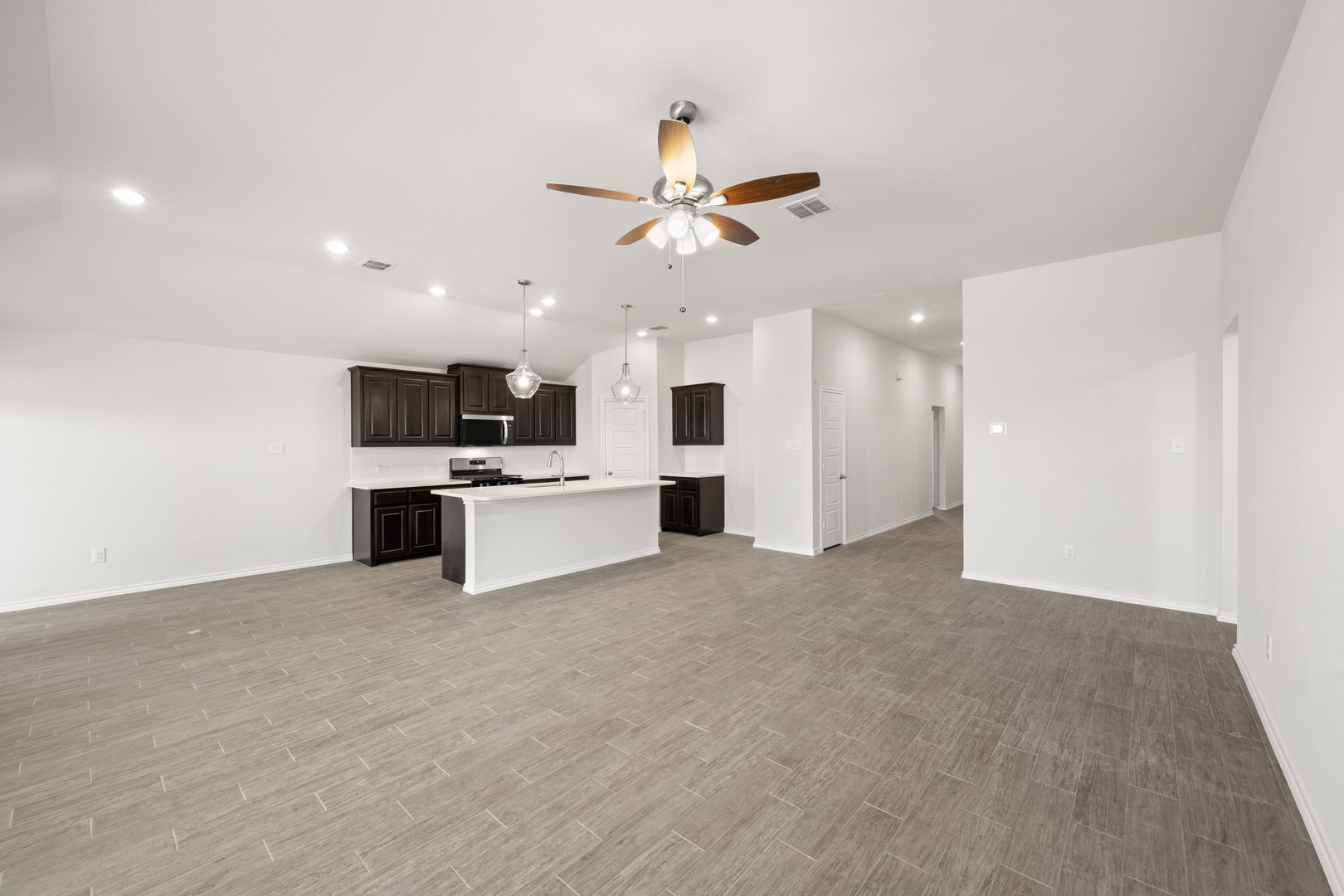 1908 Seminole Drive Cleburne TX 76033