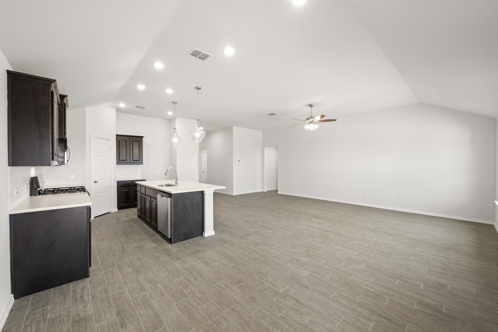 1908 Seminole Drive Cleburne TX 76033