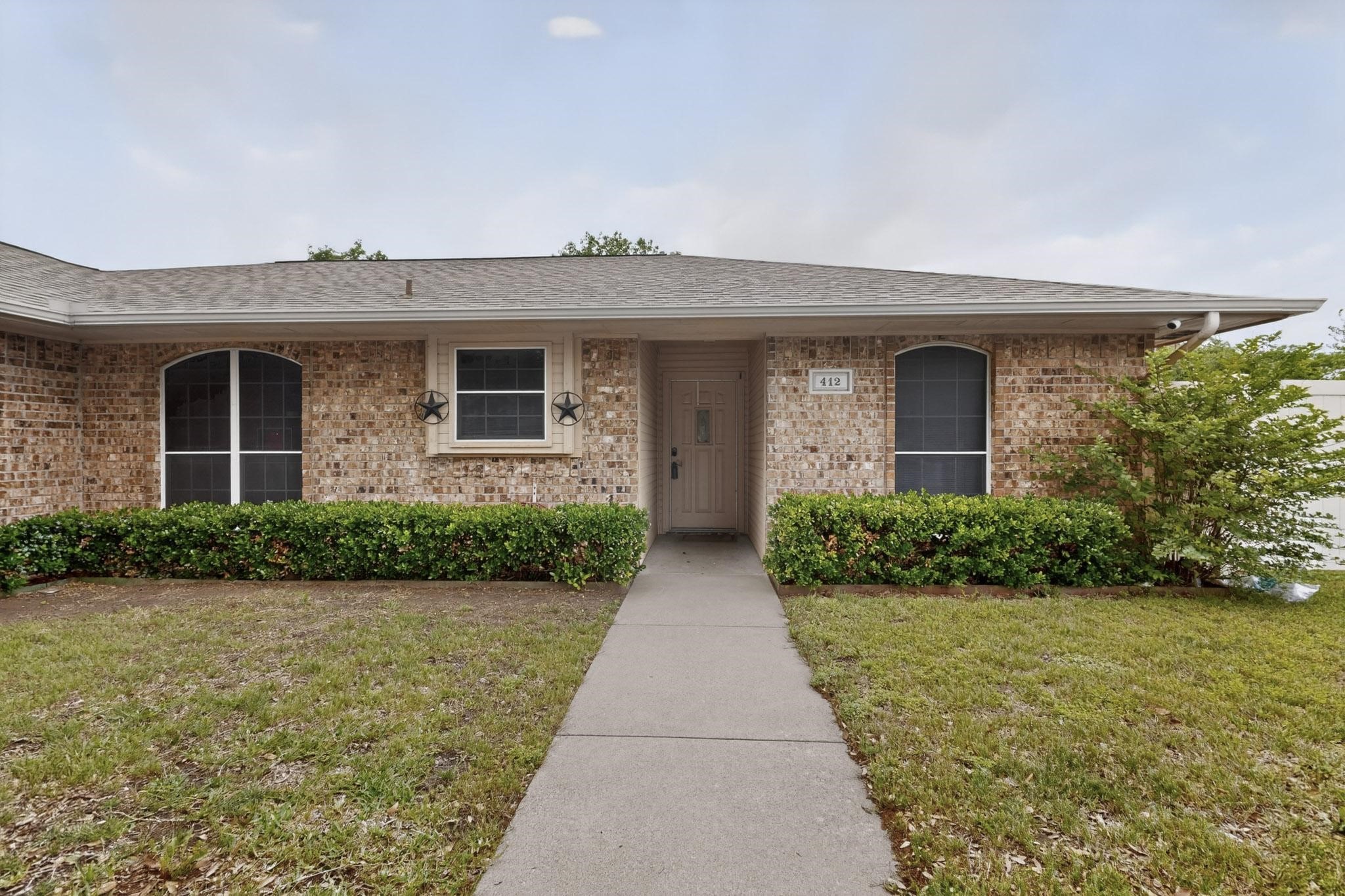 412 Tara Lane Red Oak TX 75154