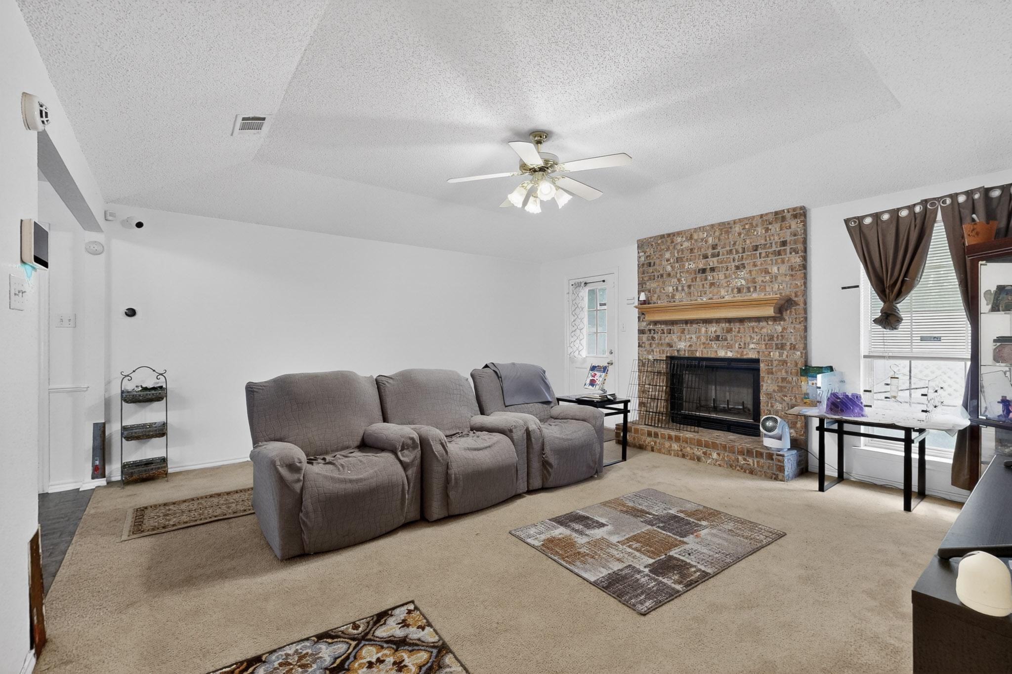 412 Tara Lane Red Oak TX 75154