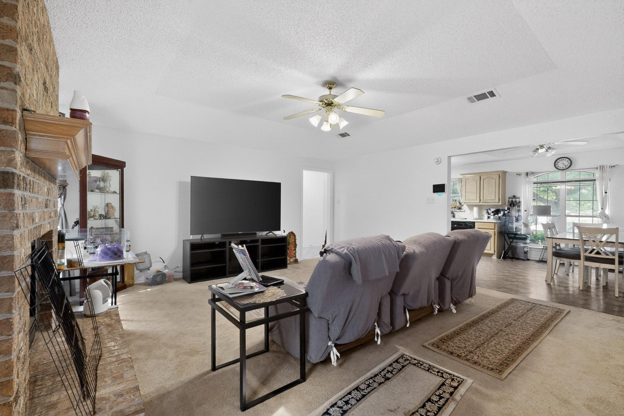 412 Tara Lane Red Oak TX 75154