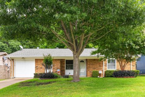 1518 Lakecrest Street Grand Prairie TX 75051
