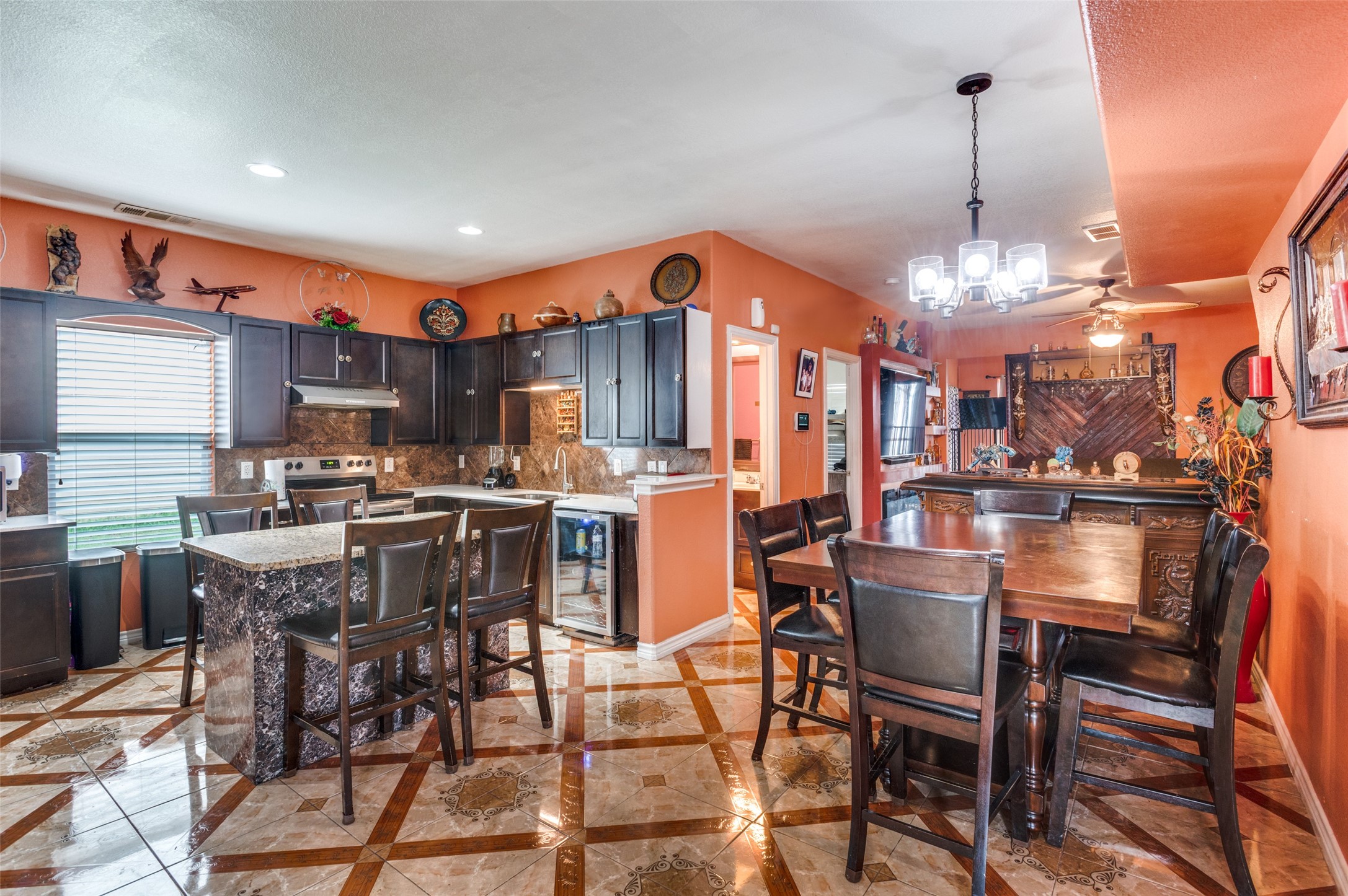 2503 Jim Street Dallas TX 75212