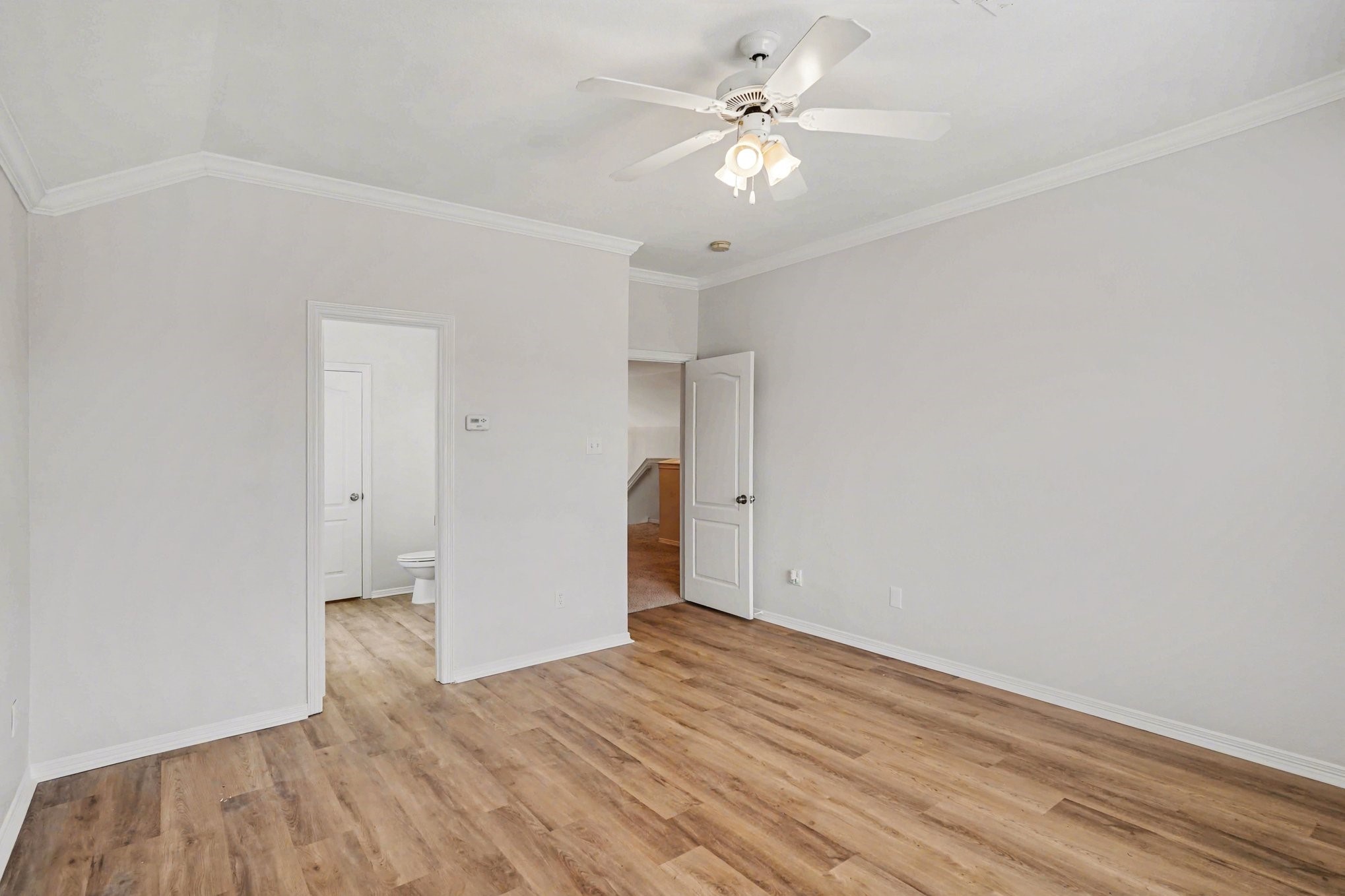 1053 Liberty Circle Hurst TX 76053