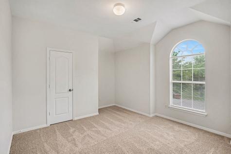 1053 Liberty Circle Hurst TX 76053