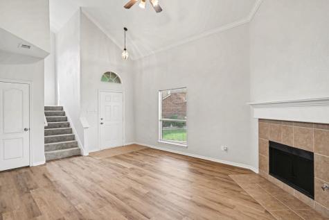 1053 Liberty Circle Hurst TX 76053