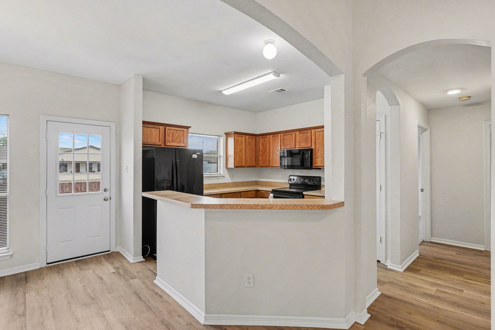 1053 Liberty Circle Hurst TX 76053