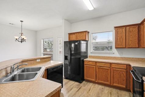 1053 Liberty Circle Hurst TX 76053