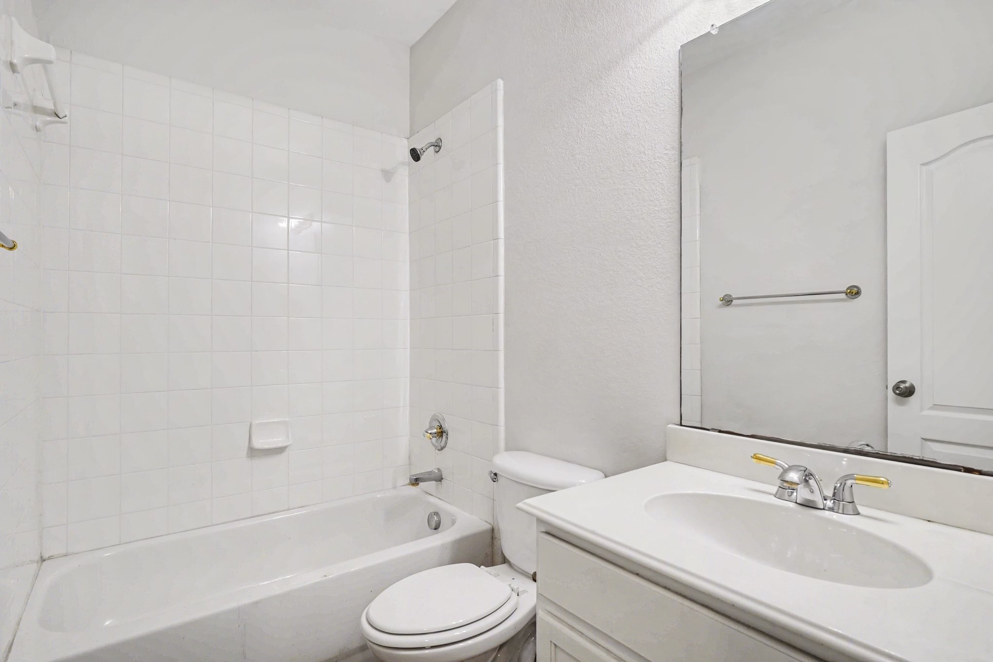 1053 Liberty Circle Hurst TX 76053