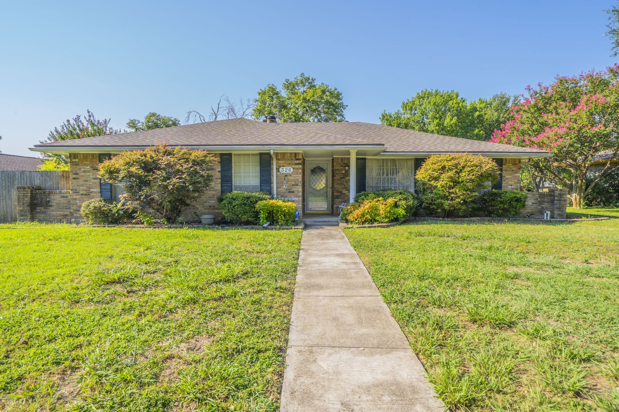 326 Lisa Lane Desoto TX 75115