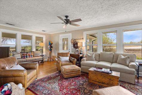 6624 County Road 218 Iredell TX 76649