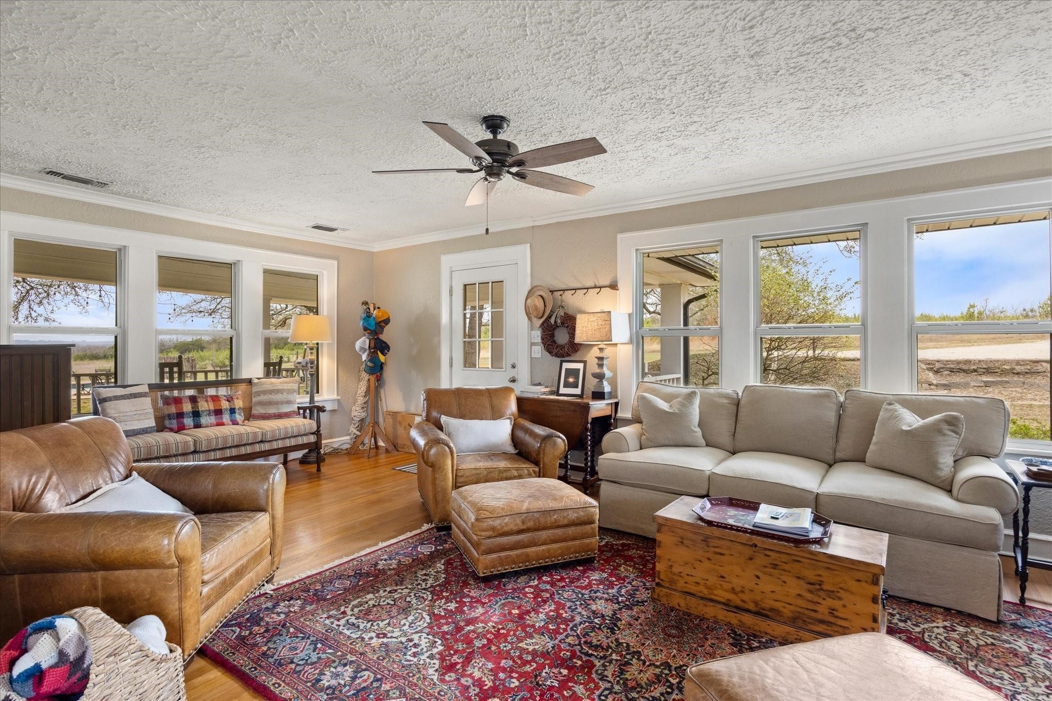 6624 County Road 218 Iredell TX 76649