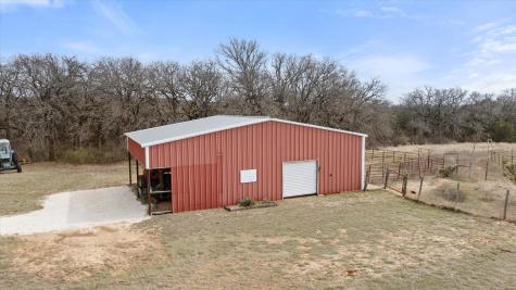 6624 County Road 218 Iredell TX 76649