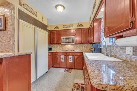 7613 Clover Lane Watauga TX 76148