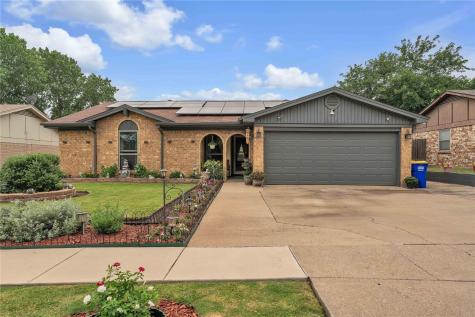 7613 Clover Lane Watauga TX 76148