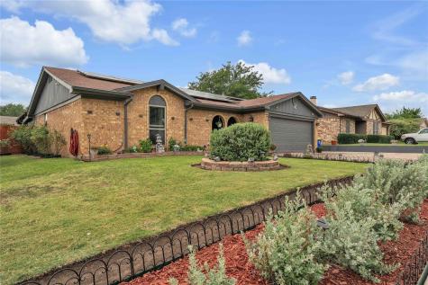 7613 Clover Lane Watauga TX 76148