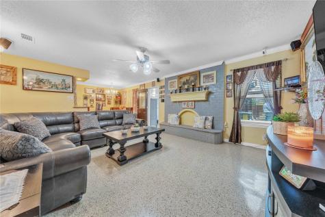 7613 Clover Lane Watauga TX 76148