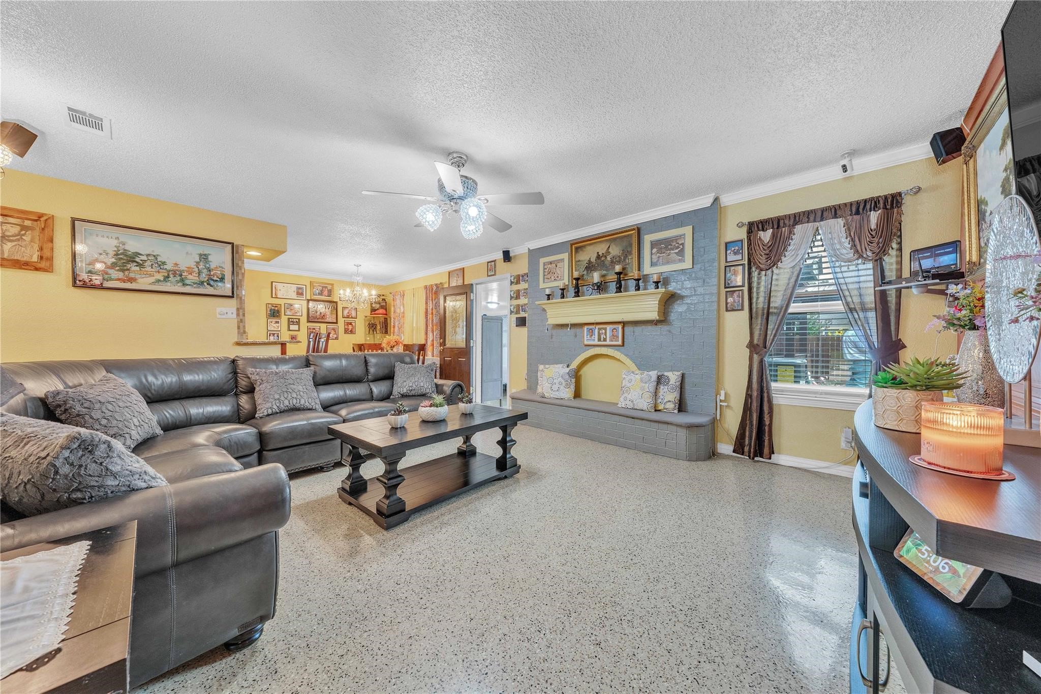 7613 Clover Lane Watauga TX 76148