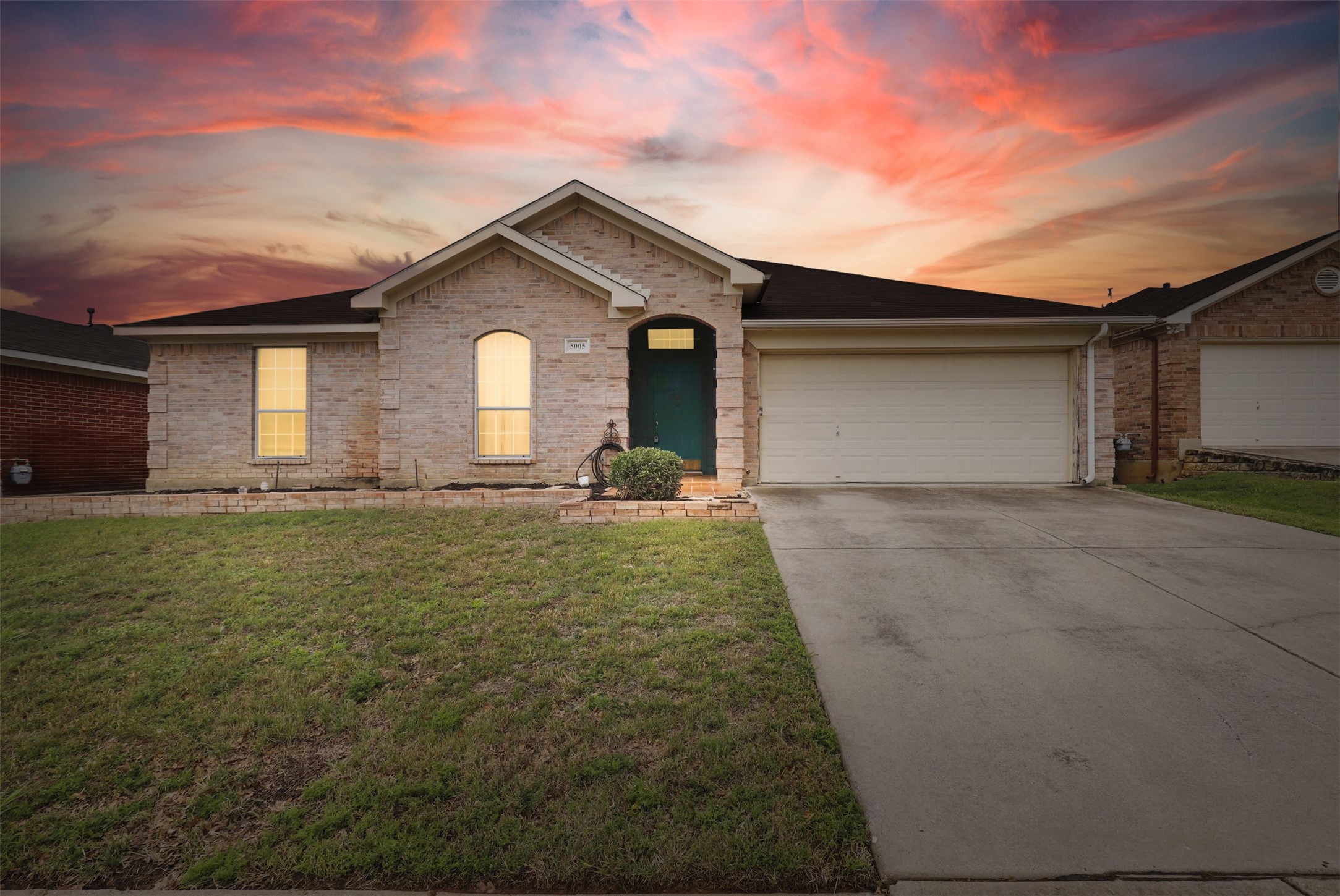 5005 Vaquero Drive Arlington TX 76017