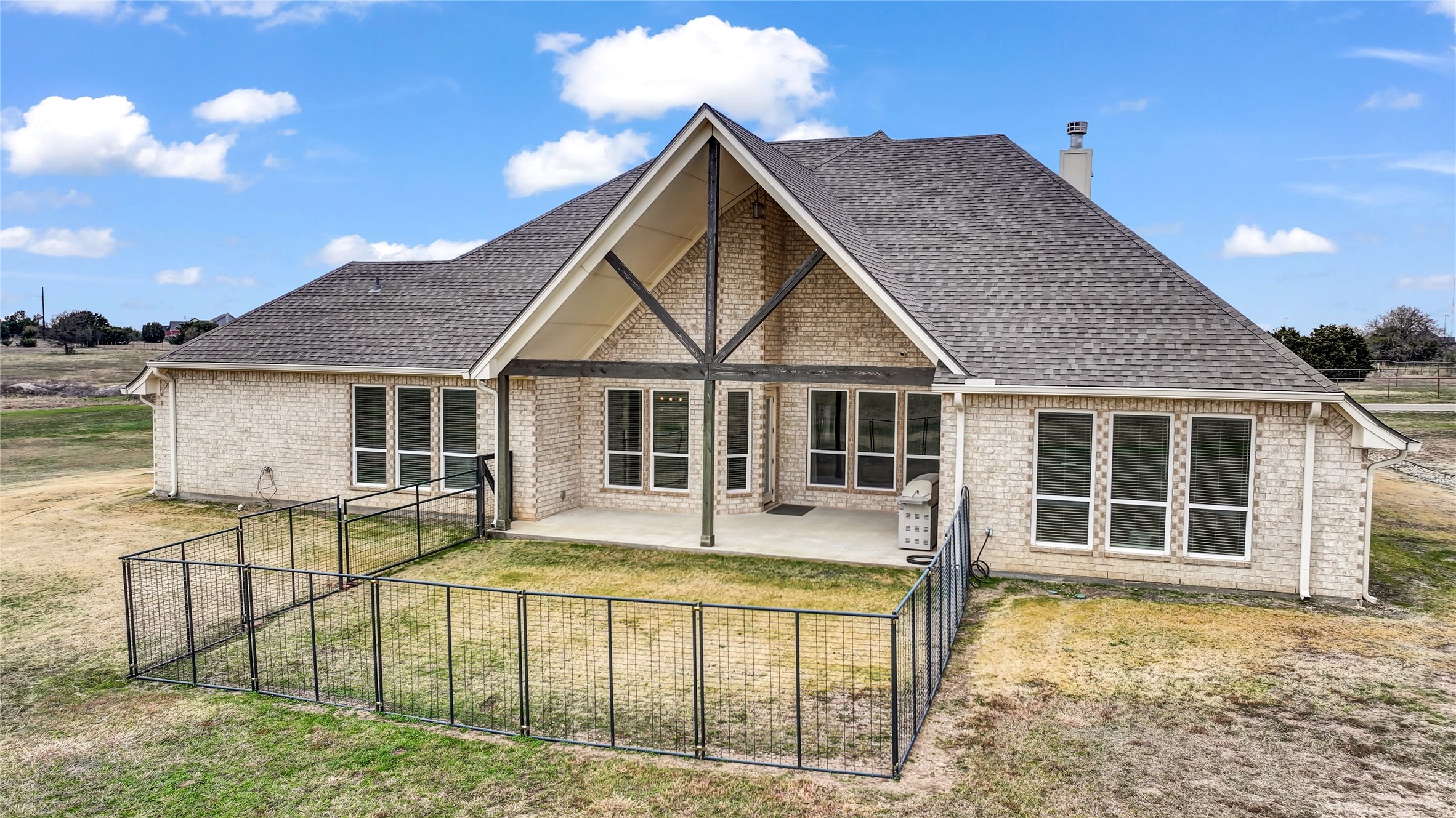 2011 Perkins Lane Weatherford TX 76088