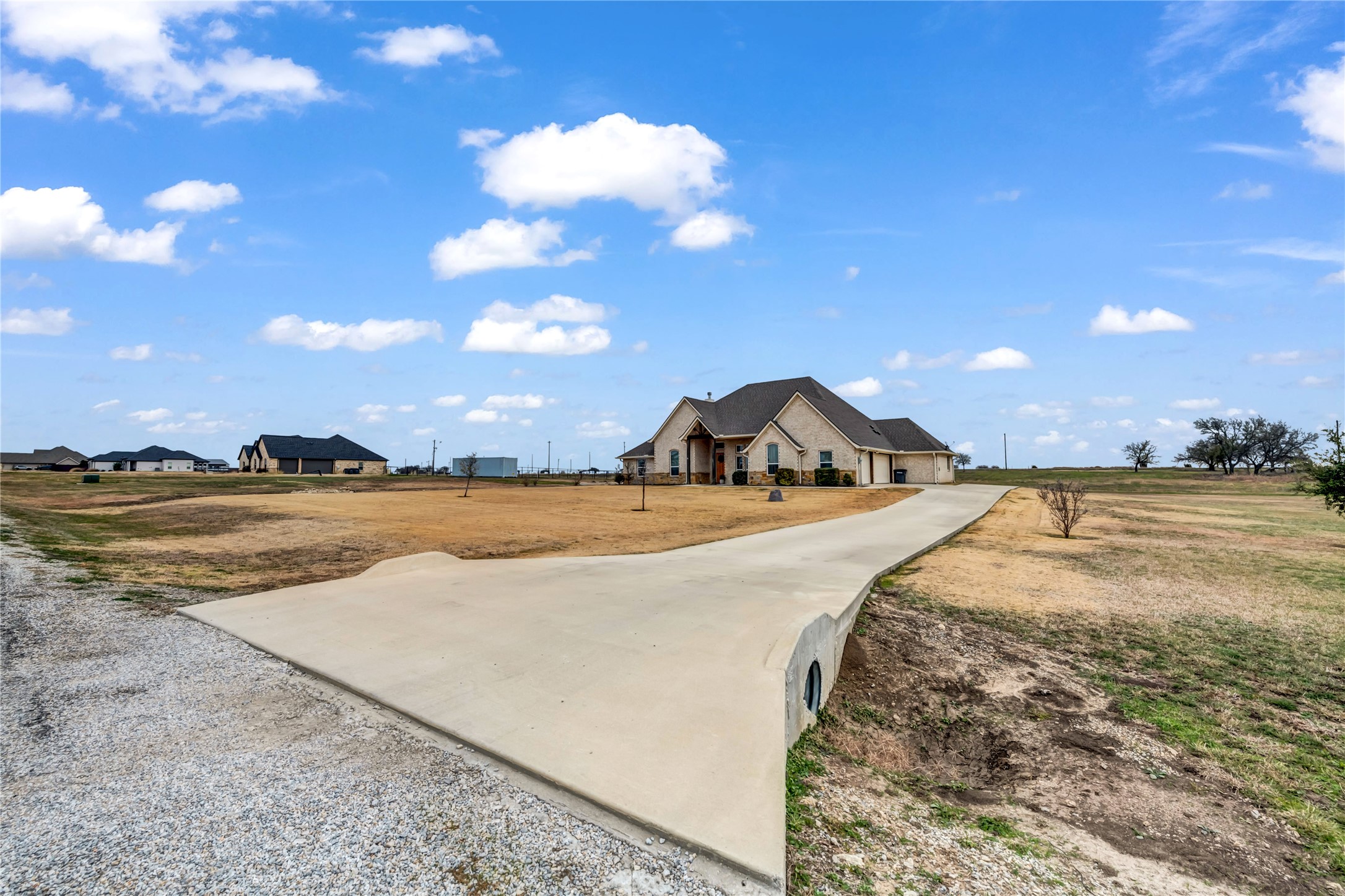 2011 Perkins Lane Weatherford TX 76088