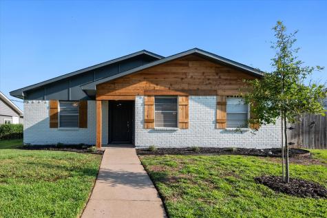 850 Pinoak Drive Grand Prairie TX 75052