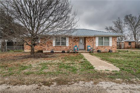 133 Fm 1996 Oglesby TX 76561