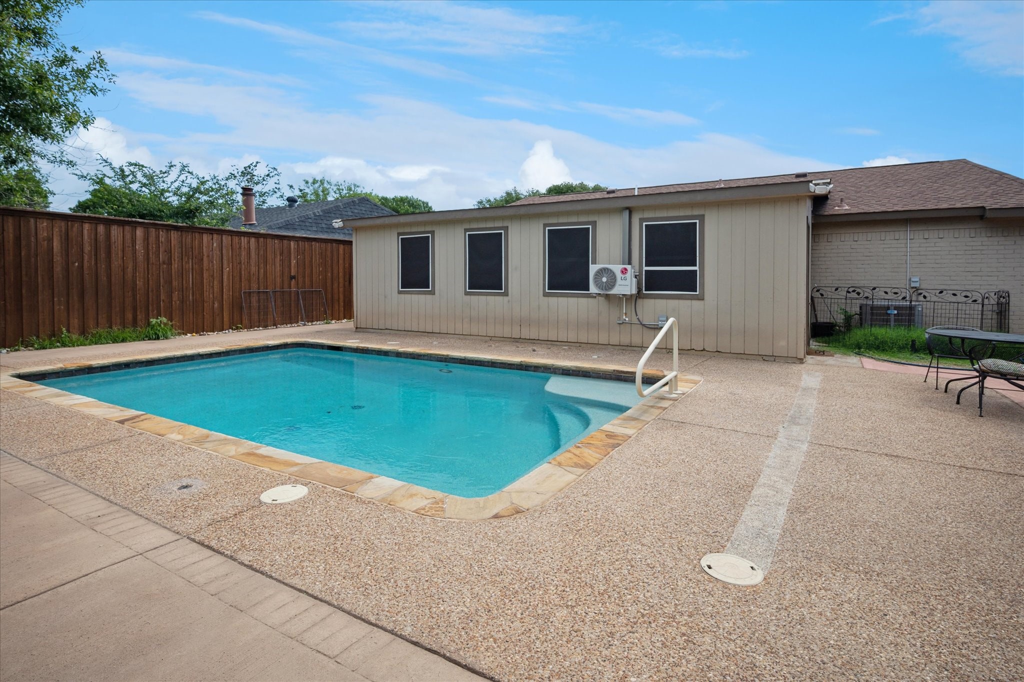 5409 Queens Court Lake Dallas TX 75065