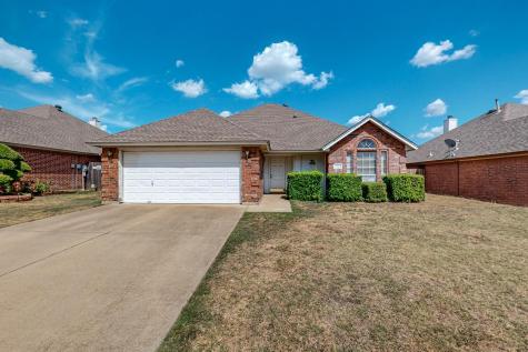 3324 Tommy Hays Drive Haltom City TX 76117
