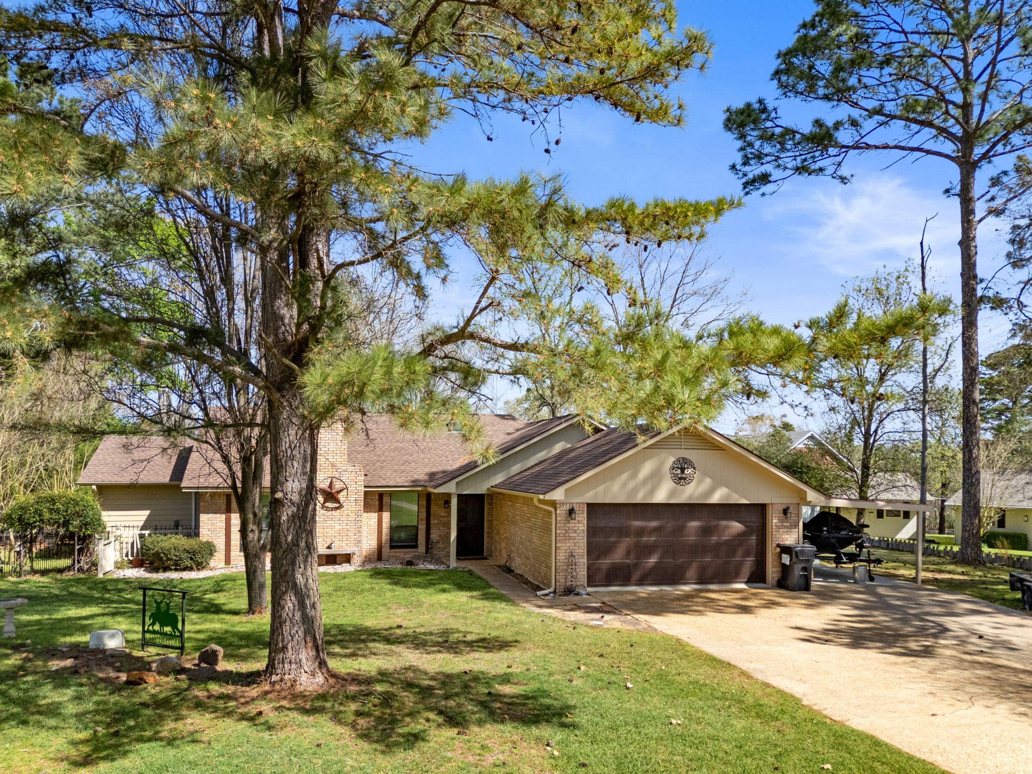 109 Old Barn Circle Holly Lake Ranch TX 75765