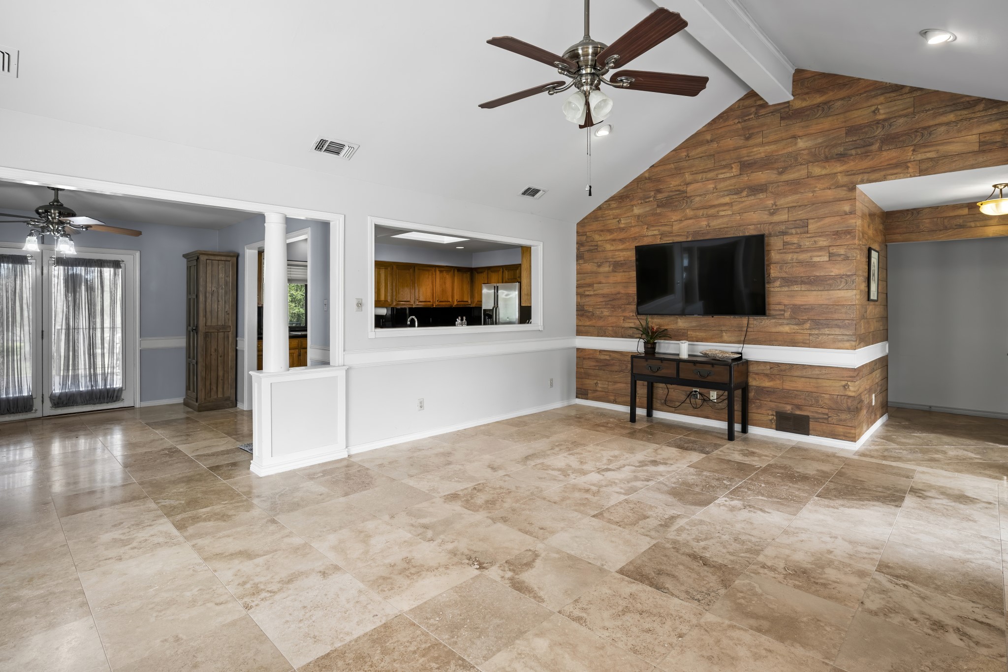 109 Old Barn Circle Holly Lake Ranch TX 75765