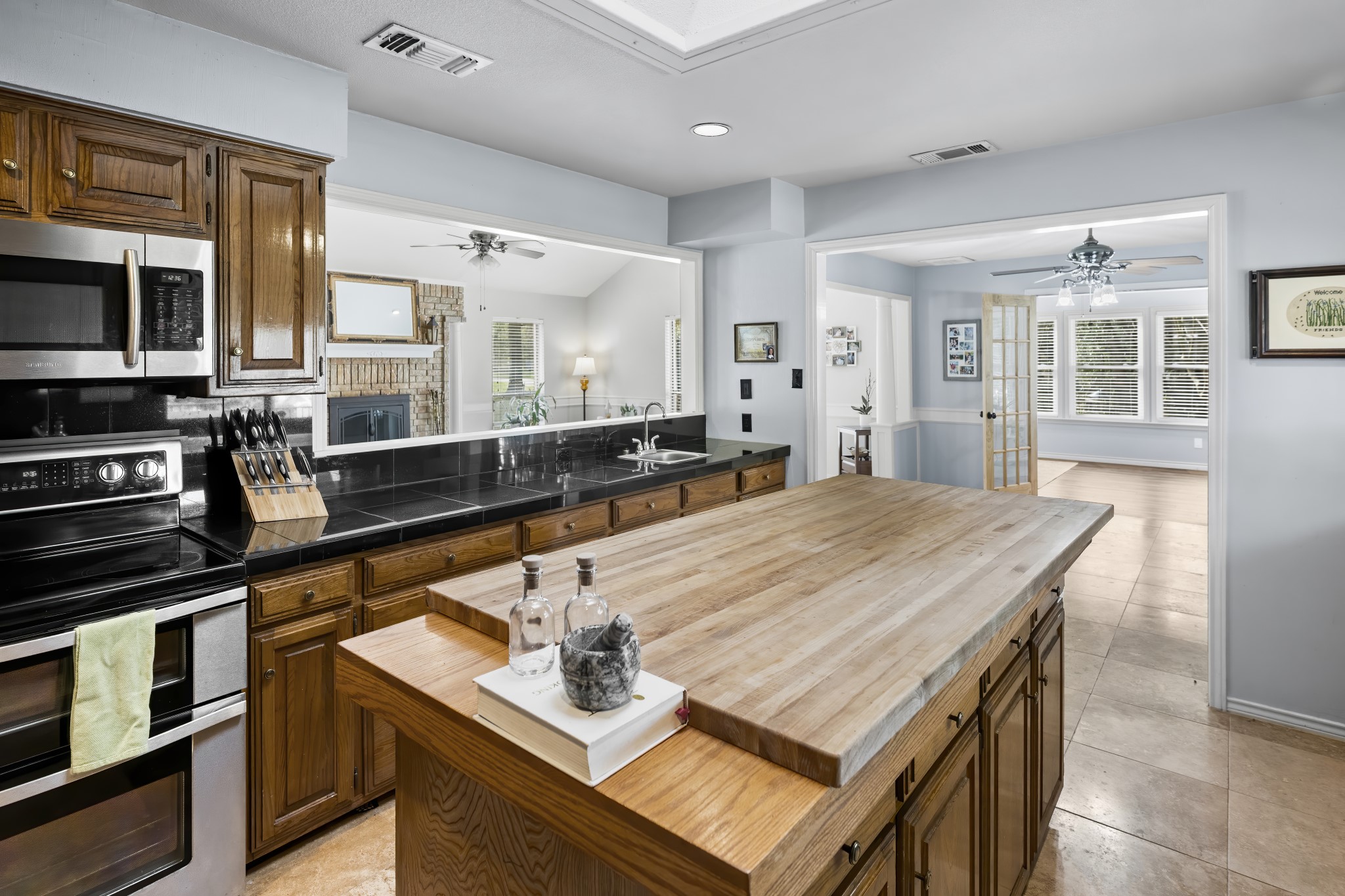 109 Old Barn Circle Holly Lake Ranch TX 75765