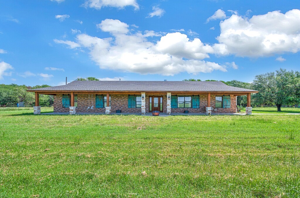 1016 Oak Knoll Lane Elm Mott TX 76640