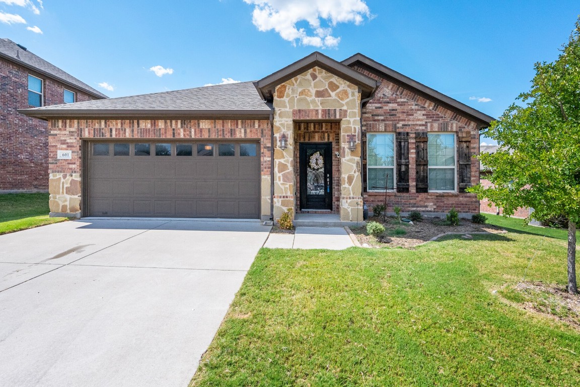 601 Corbin Drive Arlington TX 76002